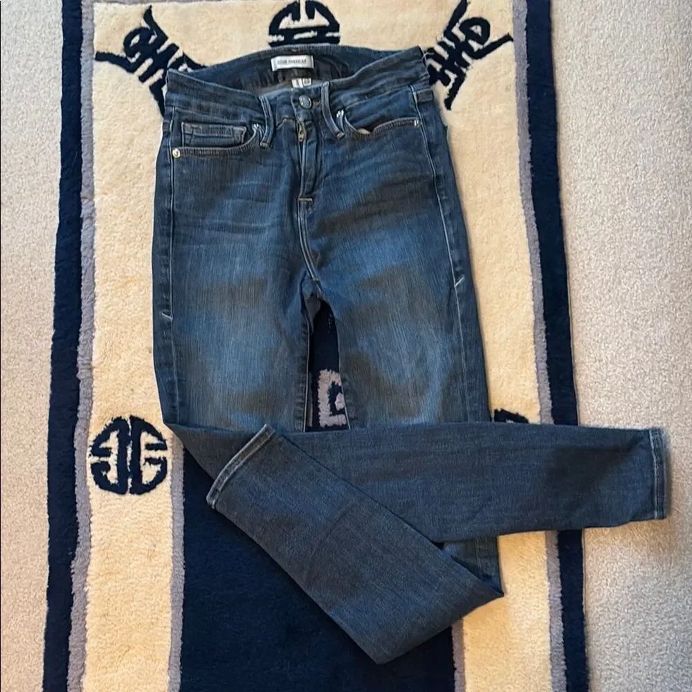 Good American Good Legs Skinny Blue Jeans with Subtle Distressing